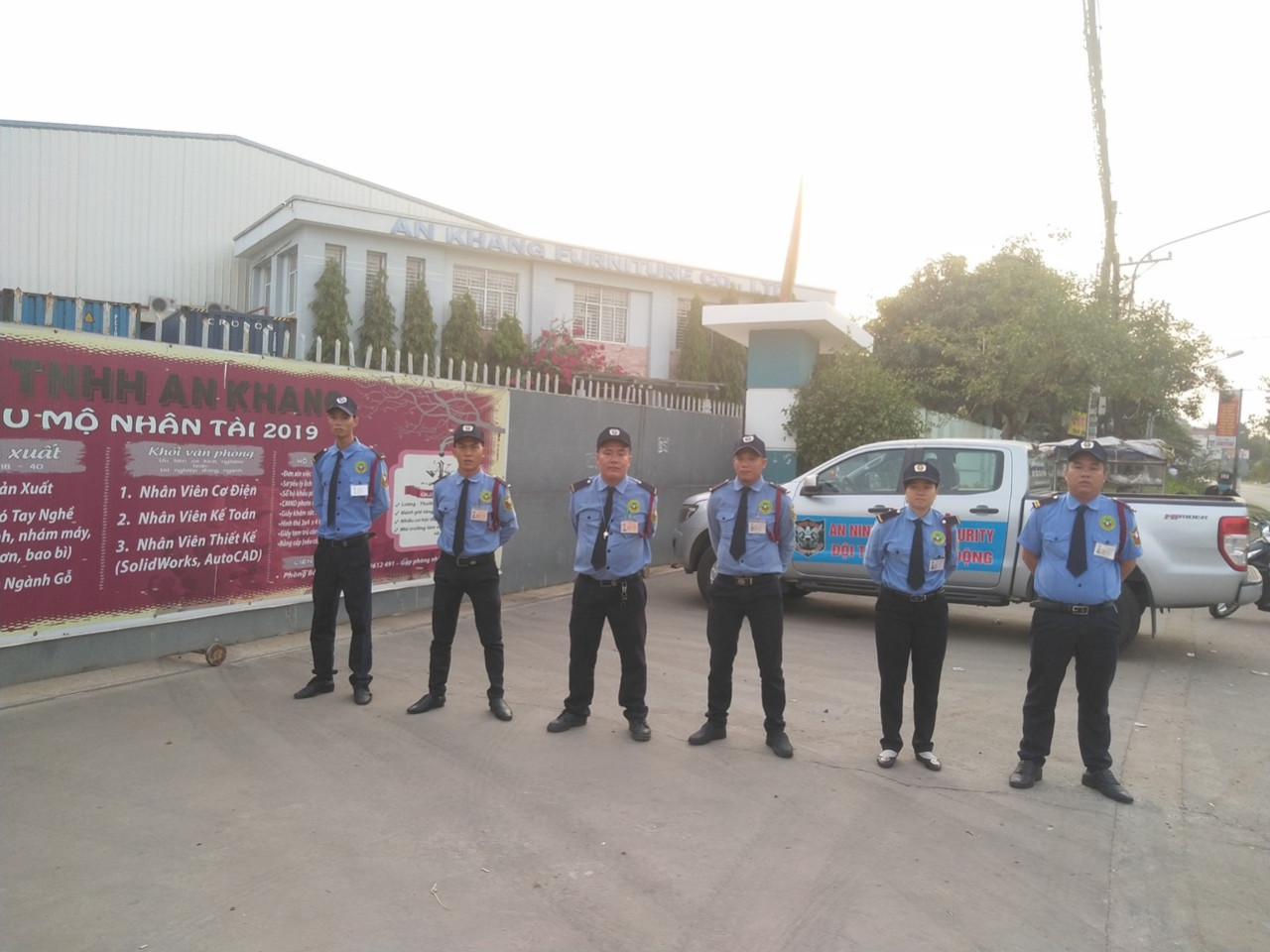 Dịch vụ bảo vệ chuyên nghiệp thể hiện đẳng cấp cho ngành và khách hàng.